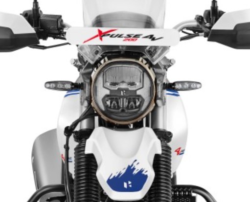 Hero XPulse 200 LED lighting